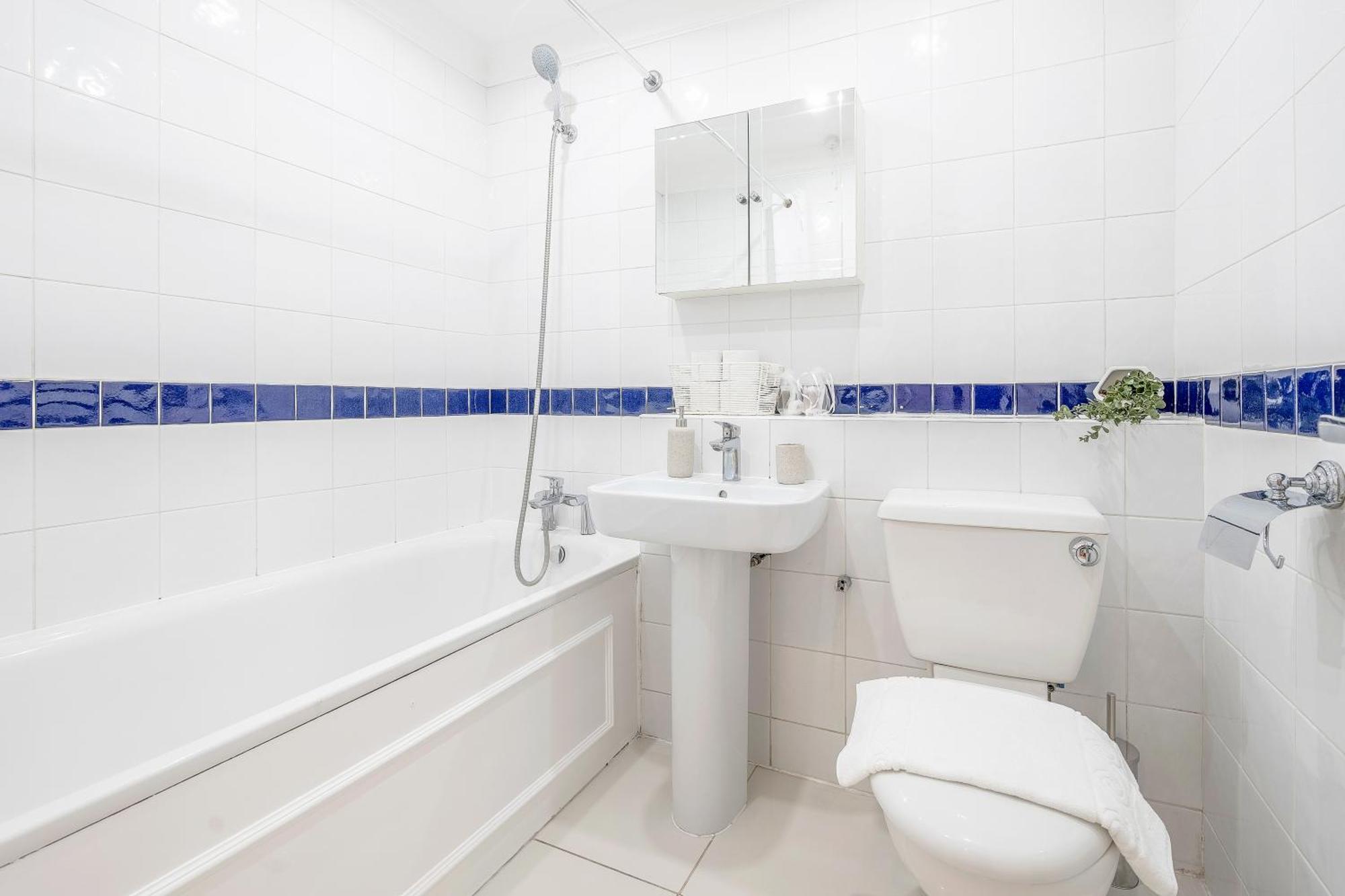 런던 Stunning Flat On King'S Road, Chelsea With Balcony 아파트 외부 사진
